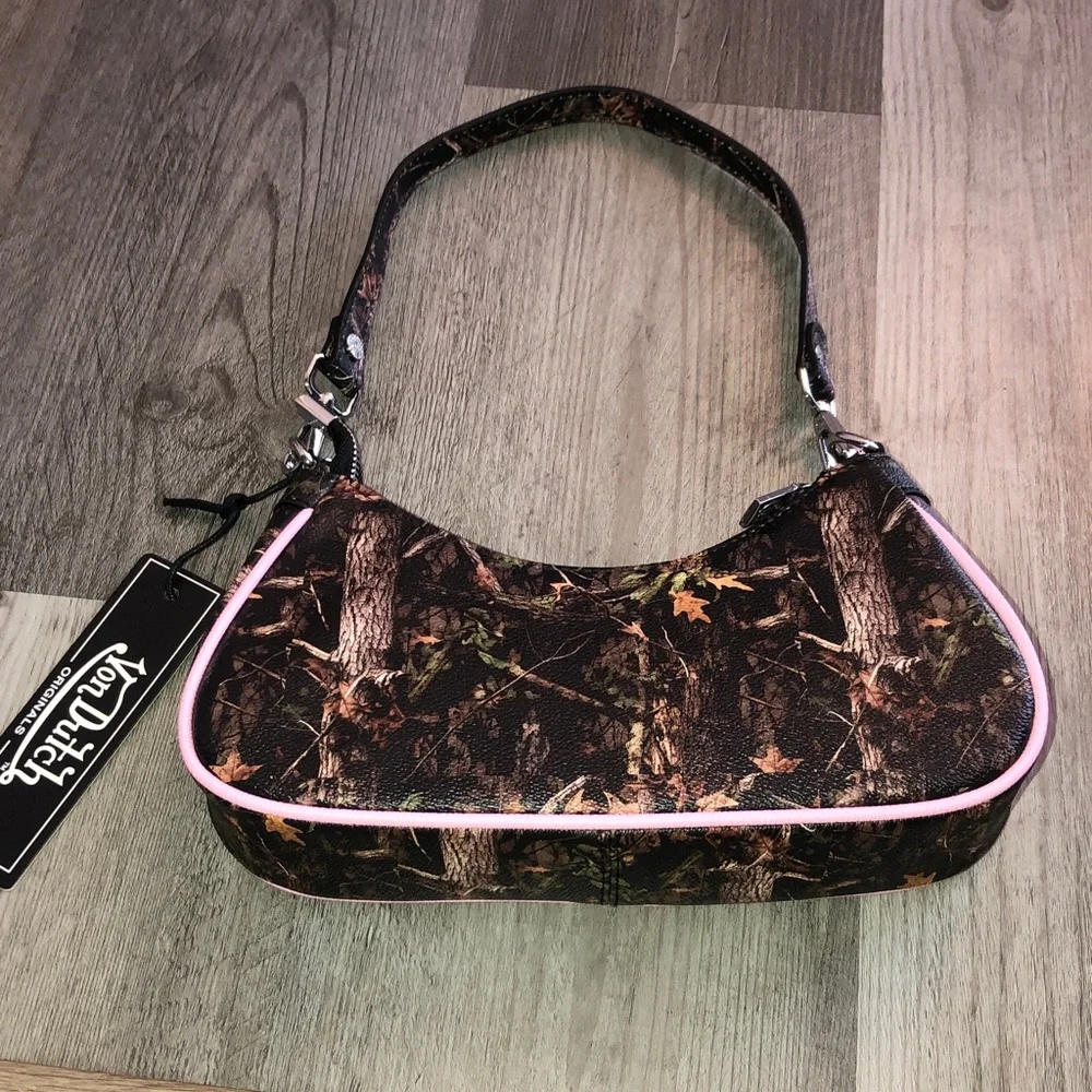 Von Dutch Tree Camo Shoulder Bag Pink Logo & Von Dutch Logo Chain Accent NWT - Picture 13 of 16